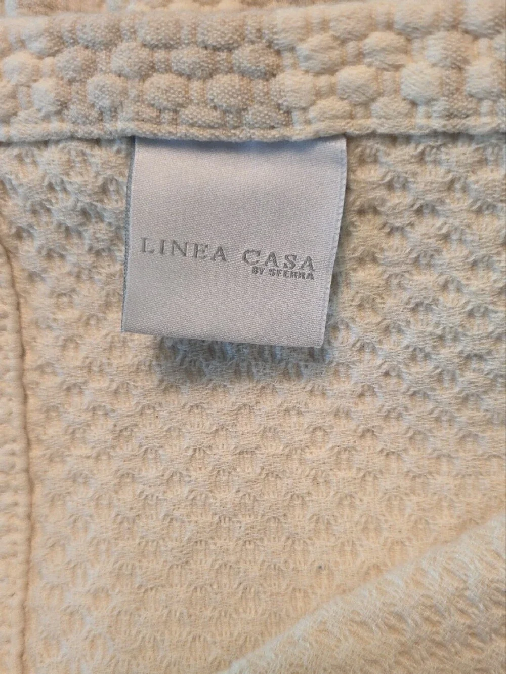 Linia Casa King Textured Striped  Blanket in Cream and Tan 104 X 92